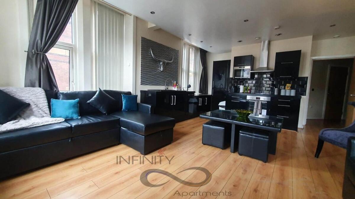 Infinity Partypadsliverpool Hen And Stag Welcome Appartement Liverpool