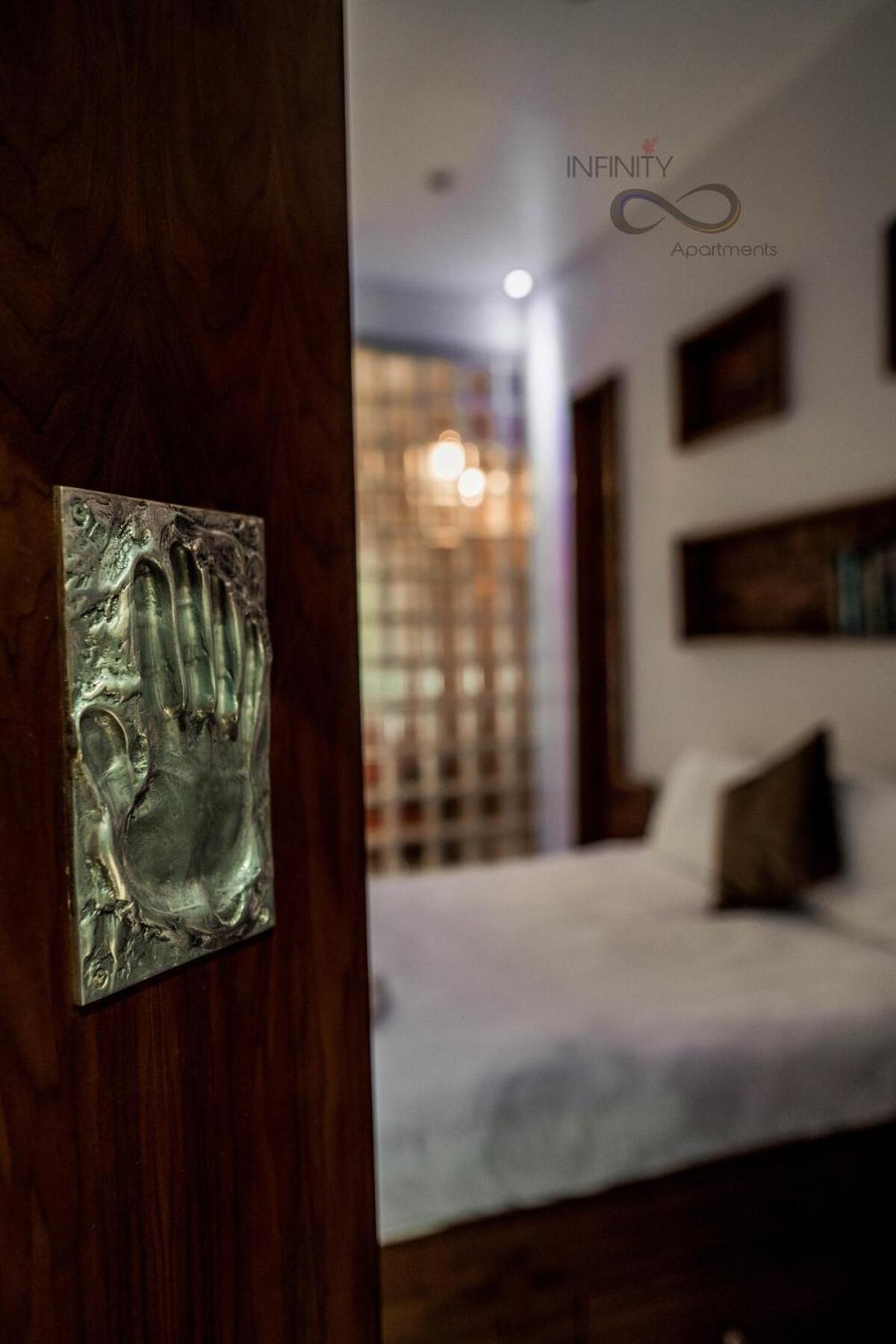 Infinity Partypadsliverpool Hen And Stag Welcome Appartement