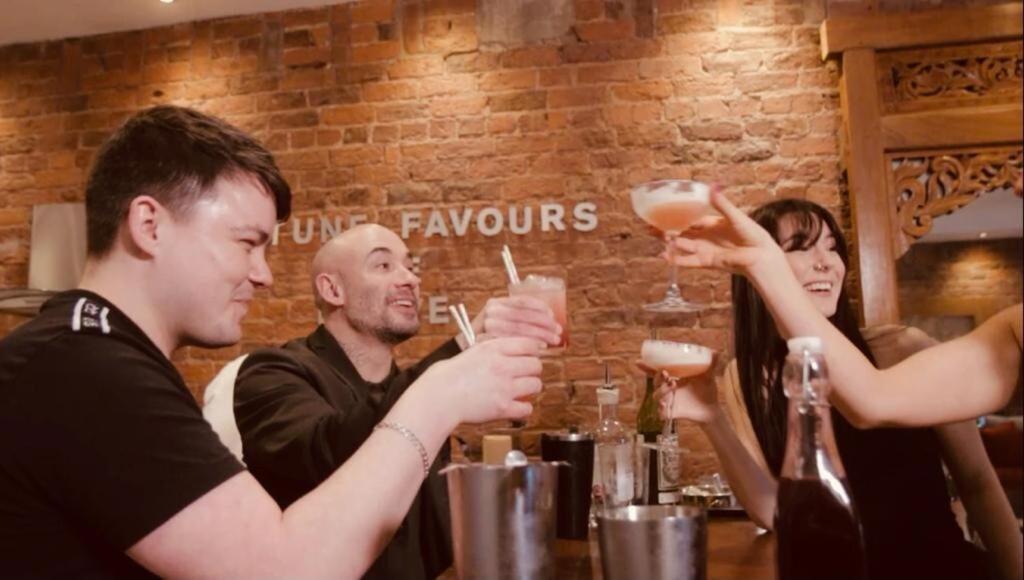 Infinity Partypadsliverpool Hen And Stag Welcome Appartement Liverpool